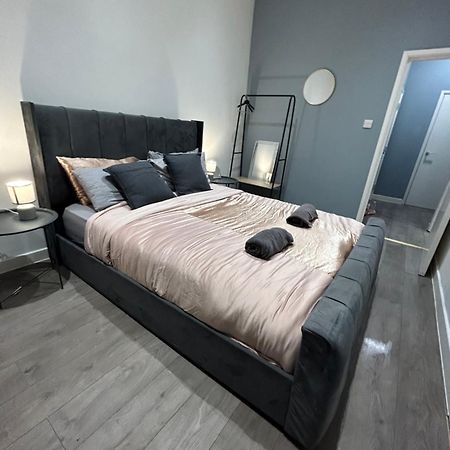לונדון Central Locations 1 Bed Apartments Sleeps 4 מראה חיצוני תמונה